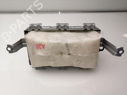 Passasjer kollisjonspute TOYOTA HILUX VIII Pickup (_N1_) 2.4 D 4WD (GUN125_, GUN125R) (150 hp) 26315809