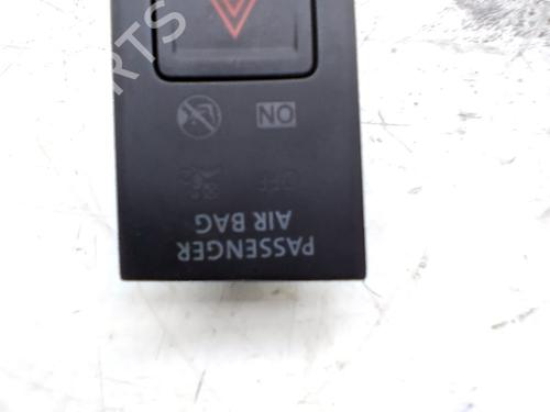 Warning switch VW GOLF VII (5G1, BQ1, BE1, BE2) 1.2 TSI | BP33772012I22 - Image 3