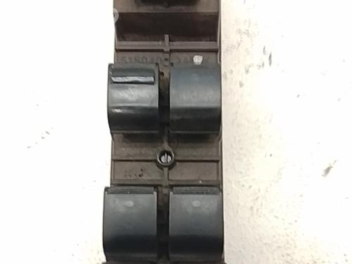 left-front-window-switch-lexus-gs-_s19_-2005-2006-2007-2008-2009-2010-2011-2012-39555473 main image