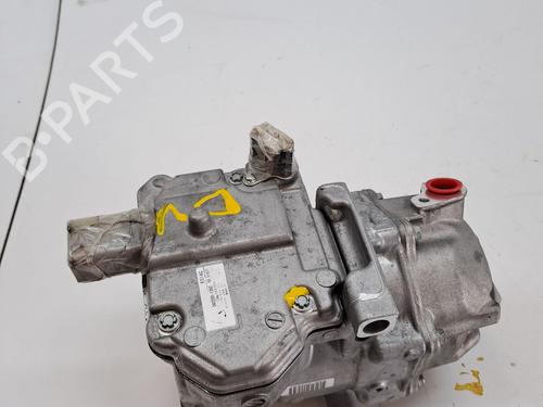 Used AC compressor TOYOTA YARIS (_P13_) 1.5 Hybrid (NHP130_, NHP130) (101 hp) 23369438