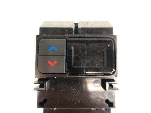 Used Climate control Climate control NISSAN X-TRAIL IV (T33) 1.5 VC-T e-Power e-4ORCE (213 hp) 32410913 32410913