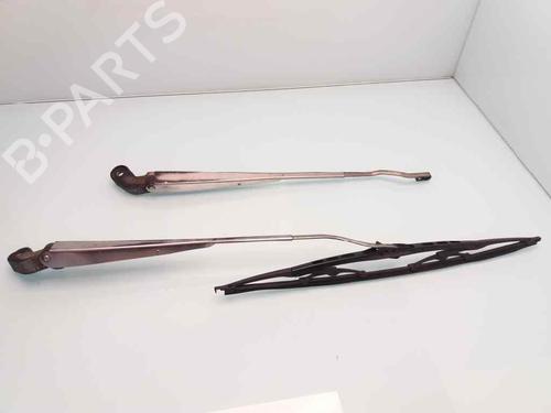 Front windshield wiper arm NISSAN CABSTAR E (TL_, VL_) 125.35, 125.45 (TL0, VL0) | BP25459228C143 