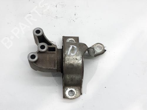 Used Engine mount Engine mount FIAT PANDA (312_, 319_) 1.2 (312PXA1A) (69 hp) 33767040 33767040