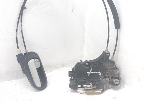 Venstre fortil lås Venstre fortil lås MITSUBISHI COLT VI (Z3_A, Z2_A) 1.5 DI-D (Z39A) (95 hp) 34331356 34331356