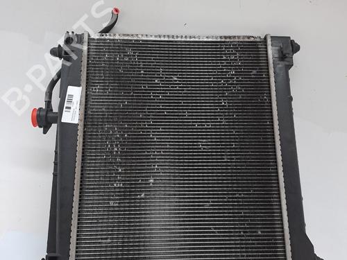 Used Water radiator TOYOTA YARIS (_P13_) 1.3 (NSP130_, NSP130) (99 hp) 23974929