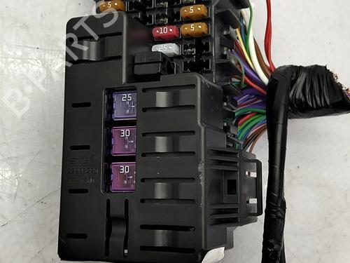 Used Fuse box Fuse box MG MG ZS SUV (AZS1) 1.5 VTi (106 hp) 34608133 34608133