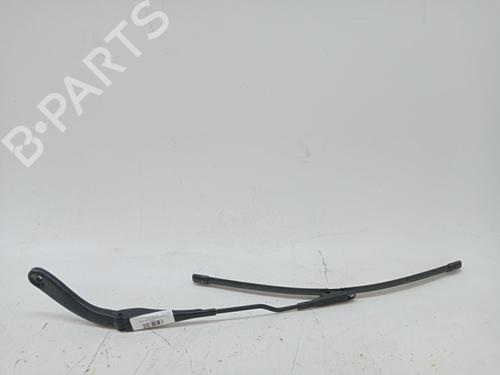 Used Front windshield wiper arm BMW 1 (F20) 118 d (143 hp) 23366120