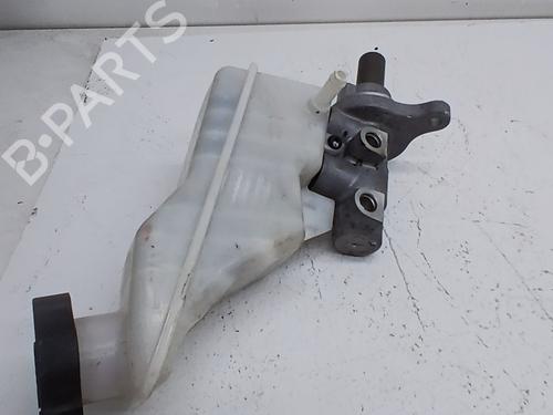 Used Brake master cylinder Brake master cylinder HYUNDAI TUCSON (TL, TLE) 1.7 CRDi (116 hp) 39740247 39740247