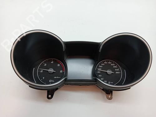 Used Instrument cluster ALFA ROMEO STELVIO (949_) 2.2 D (949.AXD1A) (160 hp) 23340052