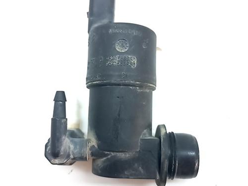 Used Washer pump PEUGEOT 2008 I (CU_) 1.2 THP 110 / PureTech 110 (110 hp) 30338024