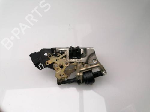 Used Front right lock MERCEDES-BENZ C-CLASS (W202) C 220 (202.022) (150 hp) 23940199