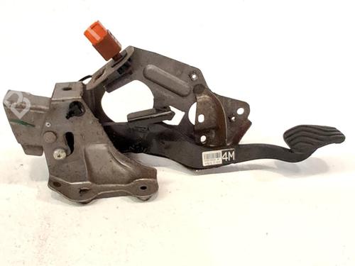 Used Break pedal Break pedal NISSAN QASHQAI II (J11, J11_) 1.2 DIG-T (115 hp) 34182135 34182135