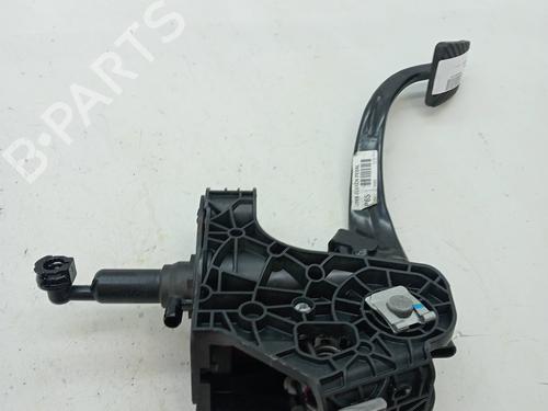 Used Clutch pedal HYUNDAI i30 Estate (PDE) 1.0 T-GDI (120 hp) 23348557
