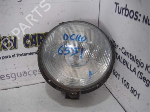 Used Right headlight LAND ROVER DEFENDER Pick Up (L316) 2.5 Td5 4x4 (L316) (122 hp) 26147066
