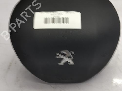 driver-airbag-peugeot-208-hatchback-van-cr_-2013-2014-2015-2016-2017-2018-2019-31991404 main image