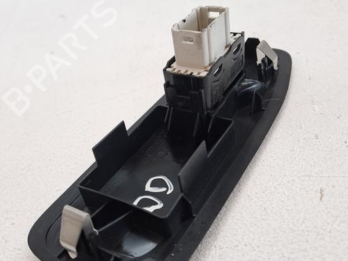 Right front window switch PEUGEOT 208 I (CA_, CC_) 1.5 BlueHDI 100 | BP24736022I26