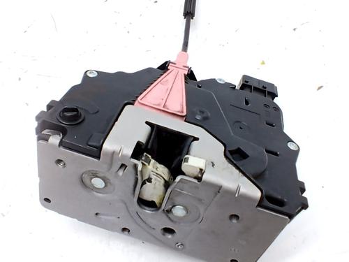 Højre bagtil lås Højre bagtil lås OPEL CORSA E (X15) 1.4 (08, 68) (90 hp) 34265062 34265062