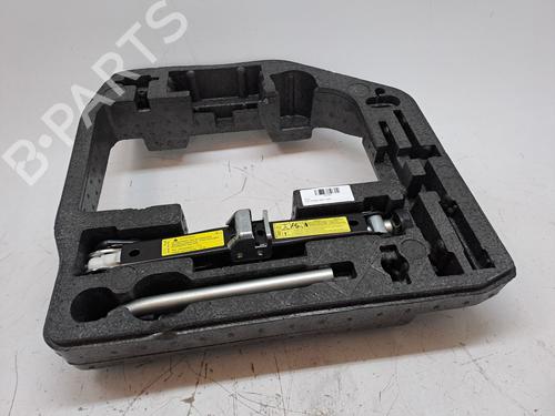 Reservehjul kit AUDI A4 B8 (8K2) 2.0 TDI (136 hp) 23944842
