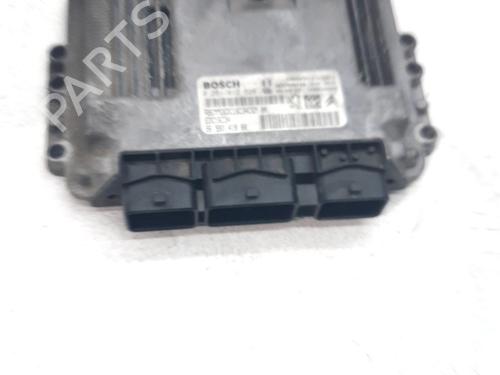Used Engine control unit (ECU) Engine control unit (ECU) PEUGEOT 206 Hatchback (2A/C) 1.4 HDi eco 70 (68 hp) 33762437 33762437