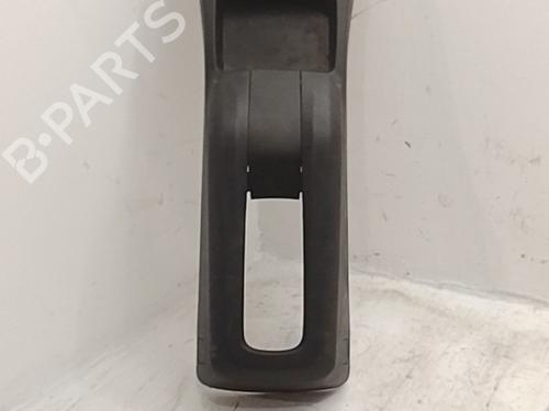 Used Middle console Middle console 38749383 38749383