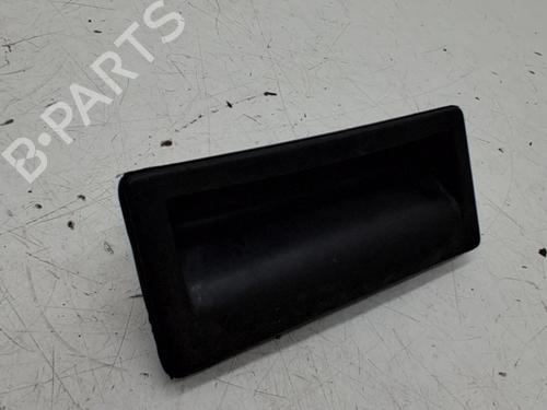 Used Tailgate handle Tailgate handle VW TIGUAN (5N_) 2.0 TDI (110 hp) 38417812 38417812