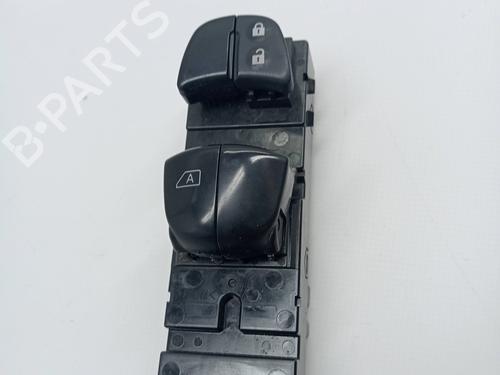 Used Switch NISSAN MICRA V (K14) 1.5 DCI (90 hp) 23350685