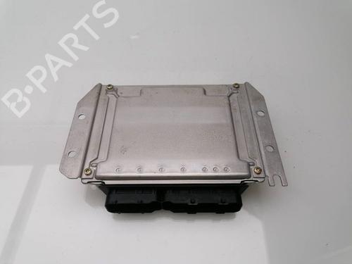 Used Engine control unit (ECU) HYUNDAI ELANTRA III Saloon (XD) 2.0 CRDi (113 hp) 23941201