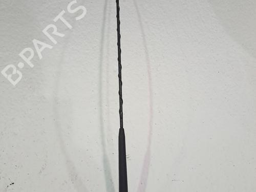 Antenne/Base PEUGEOT 208 I (CA_, CC_) 1.2 VTI 82 (82 hp) 27714774