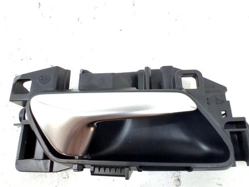 Used Front right interior door handle OPEL CORSA F (P2JO) CORSA-e (68) (136 hp) 30622444