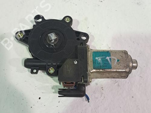 Used Right rear window motor NISSAN X-TRAIL I (T30) 2.2 Di 4x4 (114 hp) 25783557