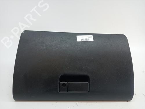 Used Glove box SUZUKI GRAND VITARA II (JT, TE, TD) 1.9 DDiS All-wheel Drive (JT419, TD44, JB419WD, JB419XD,... (129 hp) 23362461