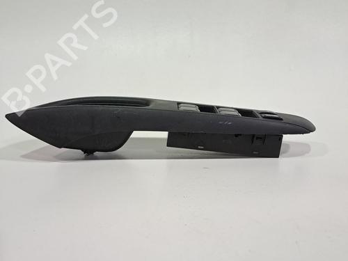 Used Left front window switch NISSAN NOTE (E12) 1.2 (80 hp) 23371757