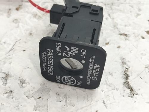 Used Switch Switch TOYOTA PRIUS (_W3_) 1.8 Hybrid (ZVW30) (136 hp) 40550371 40550371
