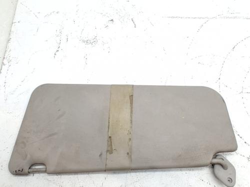 Used Right sun visor Right sun visor 39554904 39554904