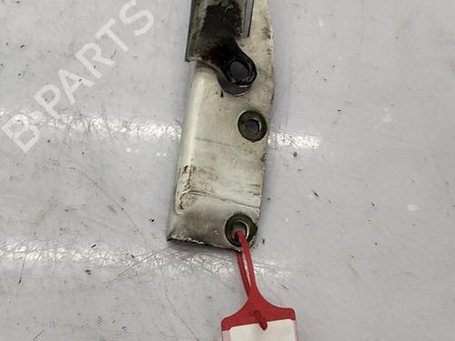 Dørhængsel/Dørbegrænser Dørhængsel/Dørbegrænser NISSAN TERRANO II (R20) 2.7 TDi 4WD (125 hp) 34154847 34154847