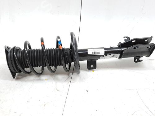 Used Left front shock absorber PEUGEOT 2008 II (UD_, US_, UY_, UJ_, UR_, UC_) 1.2 PureTech 100 (USHNK) (101 hp) 29228398