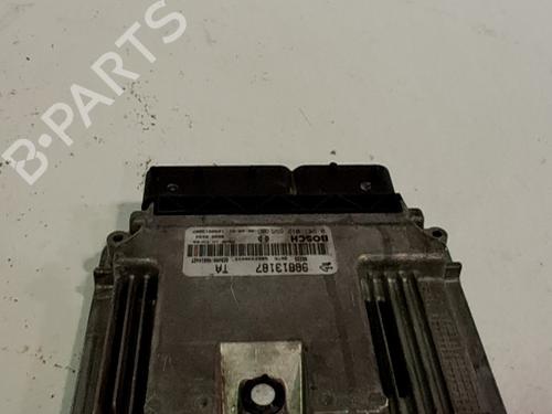 Used Engine control unit (ECU) Engine control unit (ECU) CHEVROLET CAPTIVA (C100, C140) 2.0 D 4WD (150 hp) 35968316 35968316