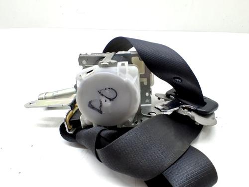Used Front right seatbelt TOYOTA AURIS (_E18_) 1.4 D-4D (NDE180_, NDE180R) (90 hp) 29991734