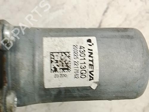 Right front window motor OPEL CORSA F (P2JO) 1.2 (68) | BP39400247E20 - Image 2