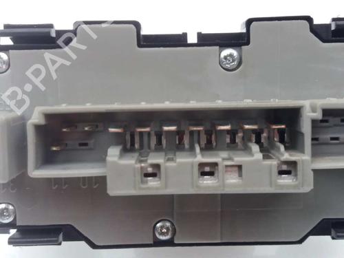 Switch MERCEDES-BENZ C-CLASS (W202) C 200 (202.020) | BP25934628I30 