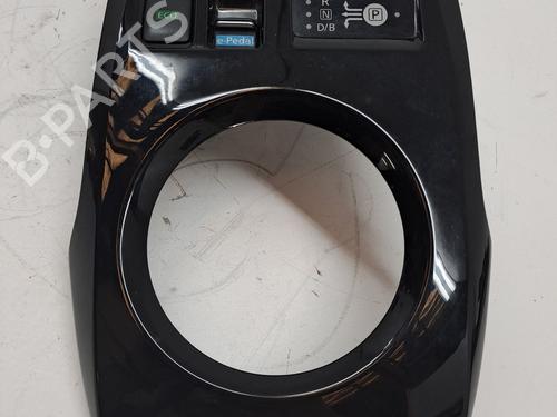 Used Switch NISSAN LEAF (ZE1) Electric (150 hp) 23380302
