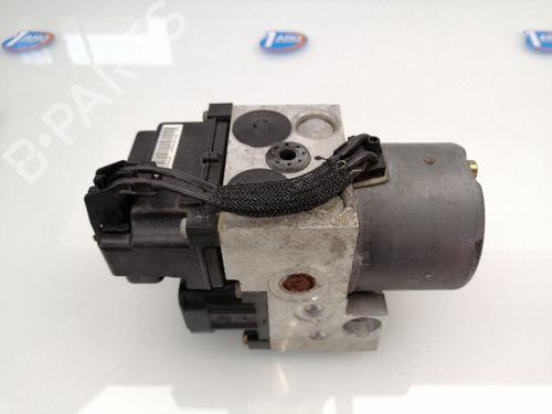 Módulo de ABS SUBARU IMPREZA Saloon (GD) 2.0 i AWD (GD9) (125 hp) 23649967