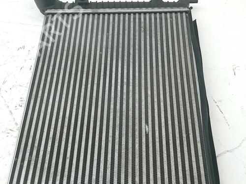 intercooler-seat-leon-1p1-2005-2006-2007-2008-2009-2010-2011-2012-2013-38416359 main image