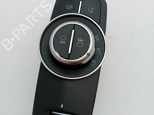 Mando luces ALFA ROMEO GIULIA (952_) 2.2 D (952AEM250, 952AEA250) (160 hp) 31369228