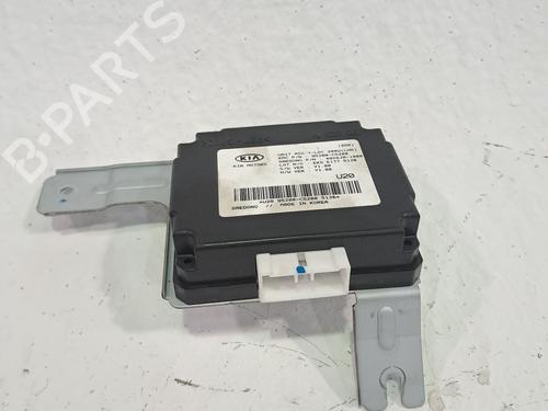 Used ECU airbags KIA SORENTO III (UM) 2.2 CRDi 4WD (200 hp) 25999618