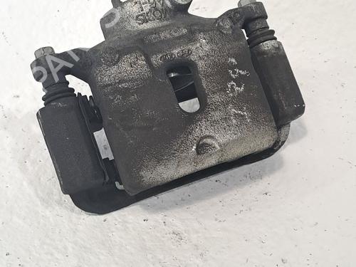 Used Left front brake caliper KIA CEE'D (JD) 1.6 CRDi 136 (136 hp) 25783706