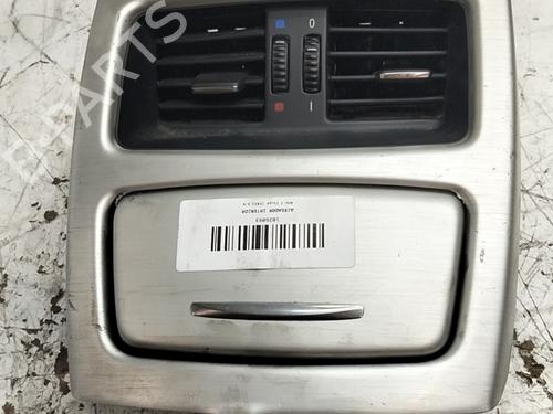 Bocchetta di aerazione Bocchetta di aerazione BMW 3 Coupe (E92) 325 d (197 hp) 39740813 39740813