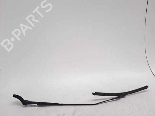 Used Front windshield wiper arm RENAULT TWINGO II (CN0_) 1.5 dCi (CN0E) (64 hp) 23367049