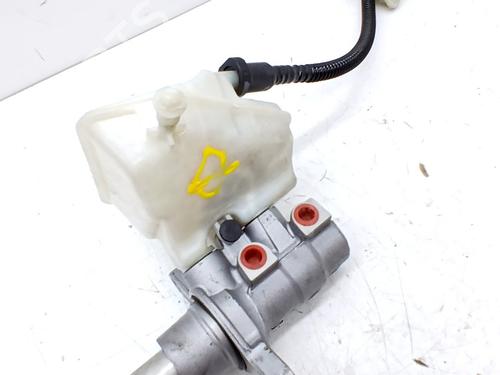 brake-master-cylinder-citroen-c4-grand-picasso-ii-da_-de_-2013-37288927 main image