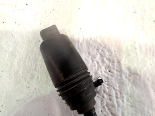 Ruitensproeierpomp BMW 1 (E87) 118 d (122 hp) 29992053